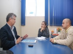 Imagem do post Prefeitura de Sombrio e Credisol firmam parceria que vai beneficiar famílias do Bolsa Família